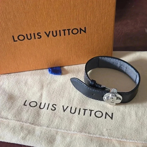 Louis Vuitton Jewelry - Louis Vuitton Good Luck Black Leather Bracelet with dust bag and box